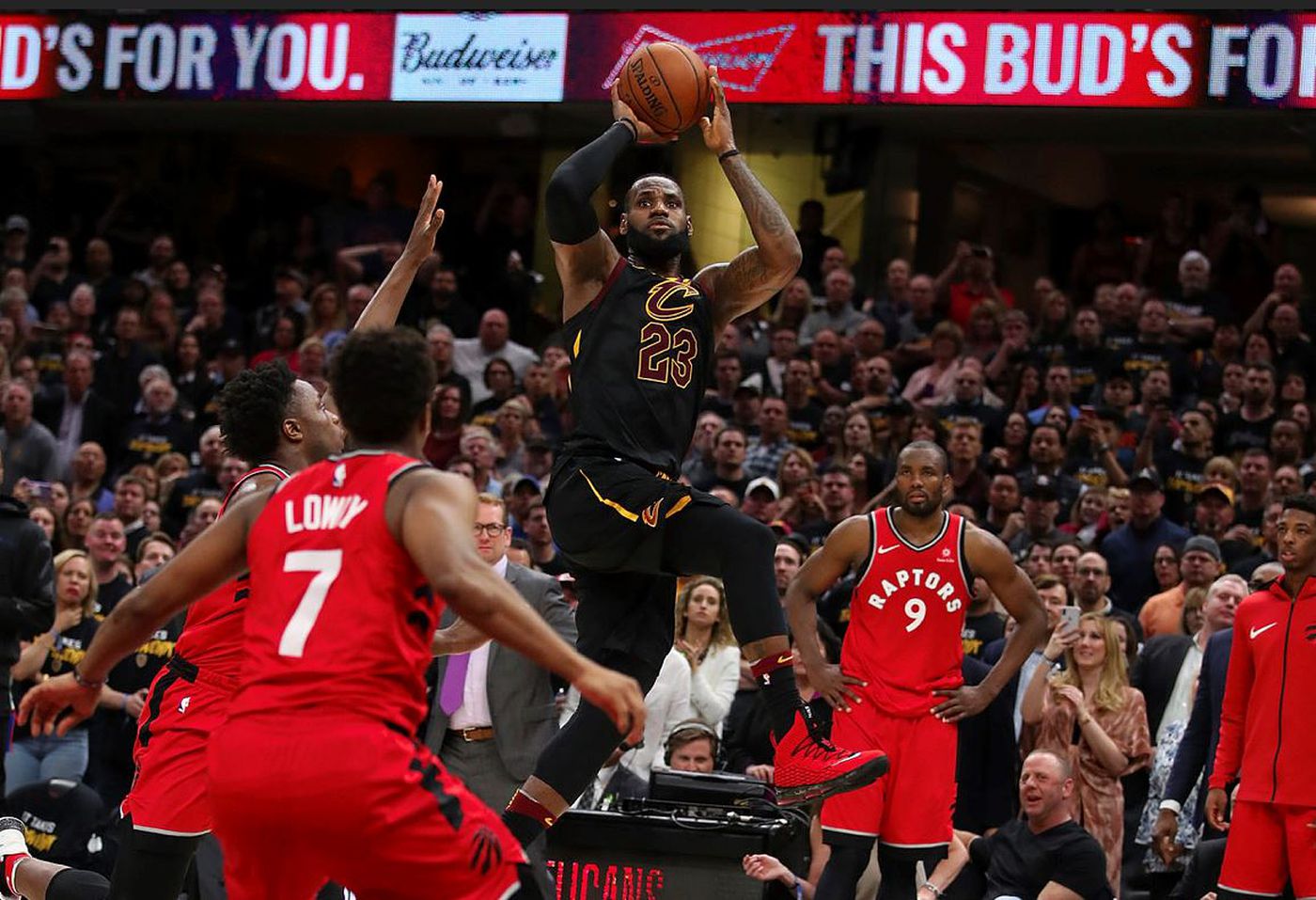 Daily Czabe: LeBron James Is A Human Cheat Code