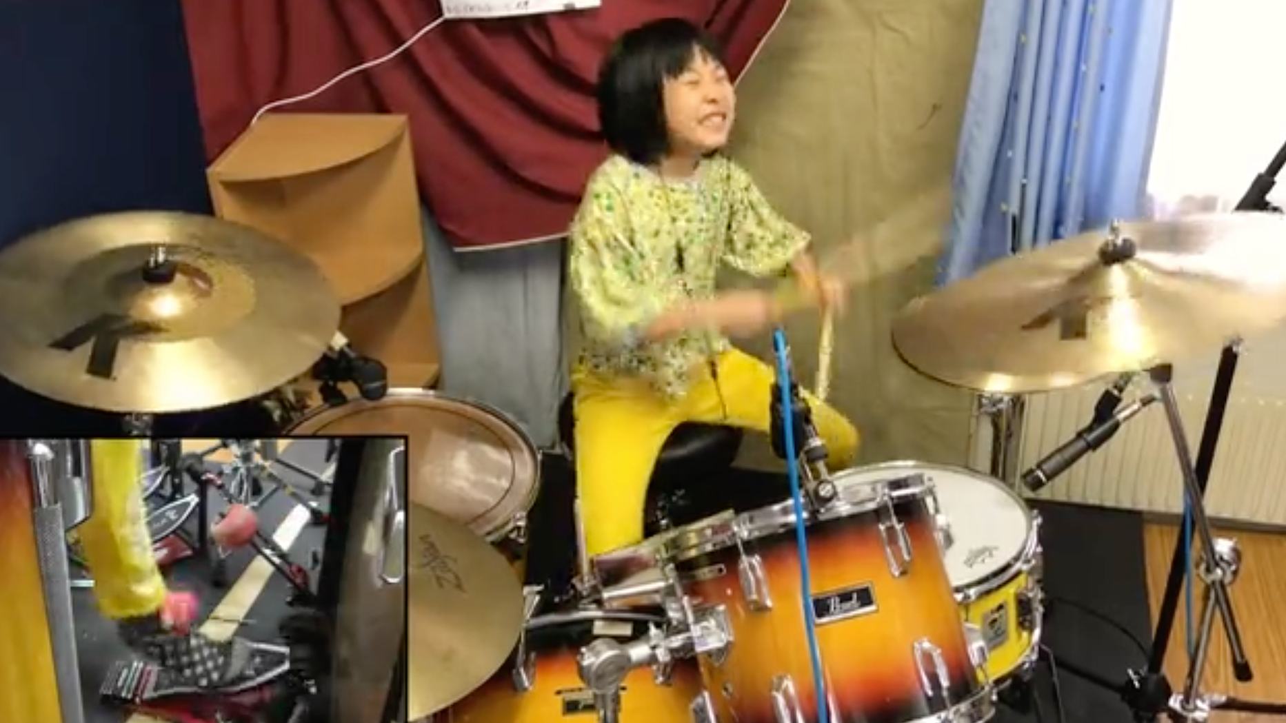 Daily Czabe: Adorable 8 Year Old Girl Slays Zepplin Riff on Drumset