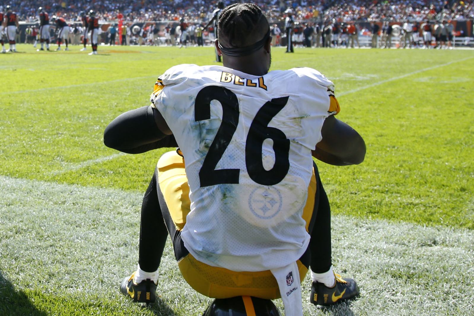 Le'Veon Bell Might Be Doing The Right Thing, The Wrong Way